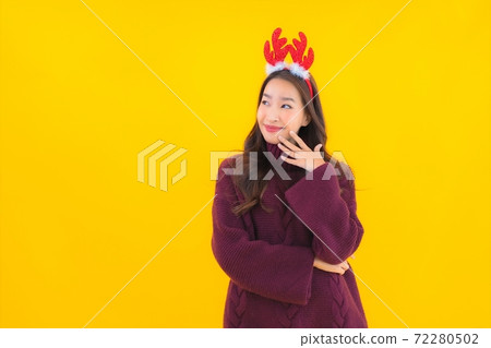 Portrait beautiful young asian woman wear christmas decoration theme Portrait beautiful young asian woman wear christmas decoration theme 72280502