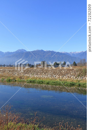 Azumino in early winter Manmizu River and Northern Alps Azumino in early winter Manmizu River and Northern Alps 72282809