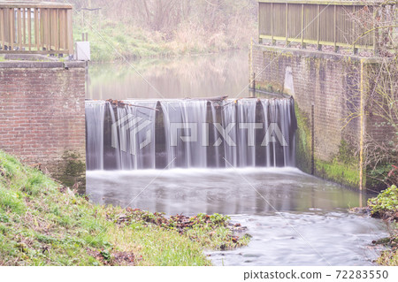 dam longest river 72283550