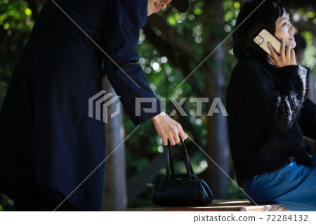 Deferred image Deferred image 72284132