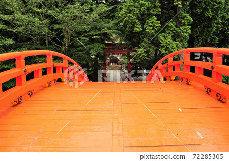 Niutsuhime Shrine Rinbashi and Torii 72285305