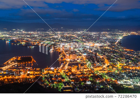 《Hokkaido》 Night view of Hakodate, Japan's three major night views 72286470