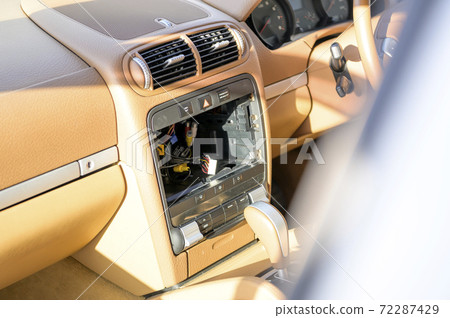 With the car navigation system removed (image aimed at the car) With the car navigation system removed (image aimed at the car) 72287429