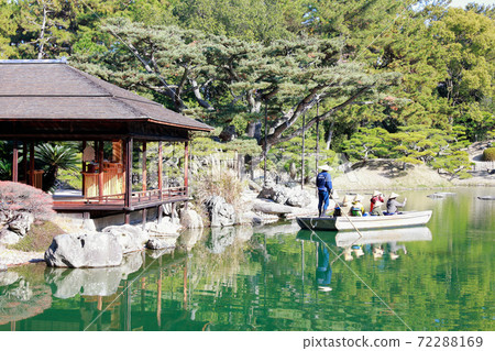 Autumn in Kuribayashi Park Autumn in Kuribayashi Park 72288169