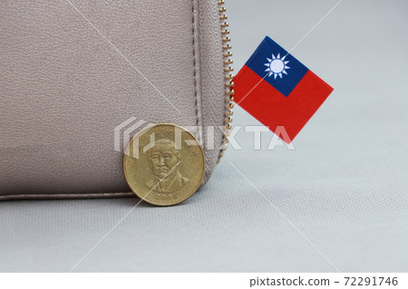 One coin of Taiwan fifty dollars money on obverse, portrait of Dr.Sun Yat-Sen One coin of Taiwan fifty dollars money on obverse, portrait of Dr.Sun Yat-Sen 72291746