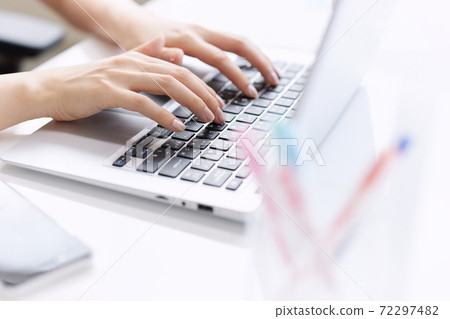 商業形像打字 72297482