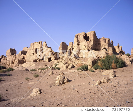 Colonel castle 72297770