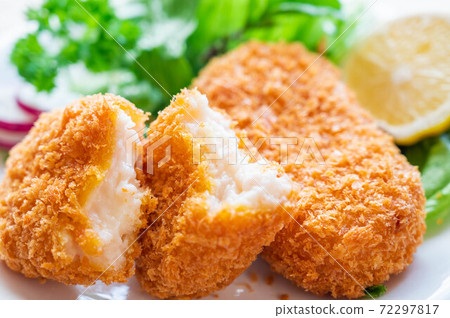 Crab cream croquette Crab cream croquette 72297817