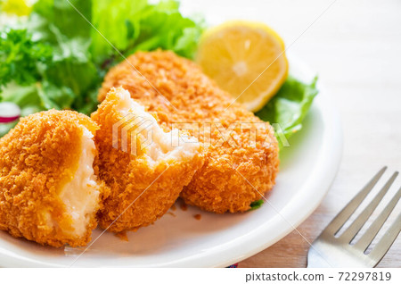 蟹奶油炸肉餅 72297819