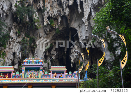 Batu Caves inside a limestone hill that has a series of caves and cave temples Batu Caves inside a limestone hill that has a series of caves and cave temples 72298325