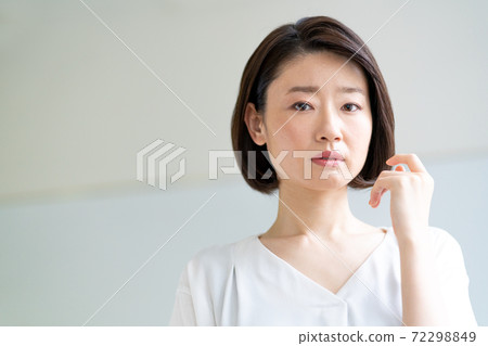 中年女人的畫像 72298849