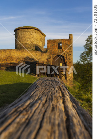 Ruins of Krakovec castle in Central Bohemia, Czech Republic Ruins of Krakovec castle in Central Bohemia, Czech Republic 72301039