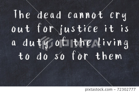 Chalk wise inscription on black chalkboard-插圖素材 [72302777] - PIXTA圖庫