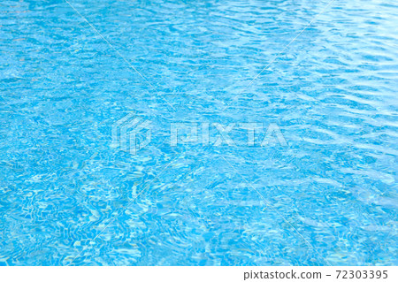 Clear and clean water in swimming pool for background. 72303395