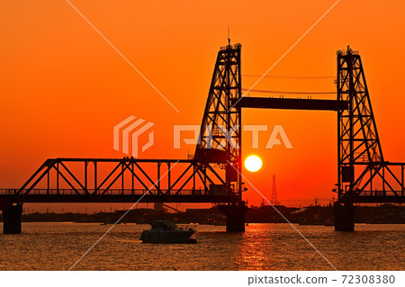 大川市築後川商會大橋的夜景 72308380