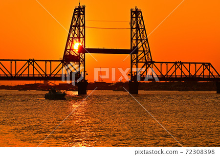 大川市築後川商會大橋的夜景 72308398