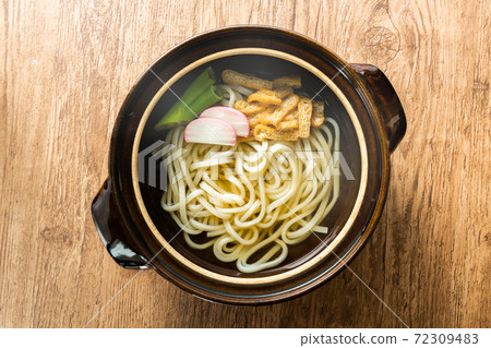 Handmade noodles homemade noodles of Japan (udon) Handmade noodles homemade noodles of Japan (udon) 72309483