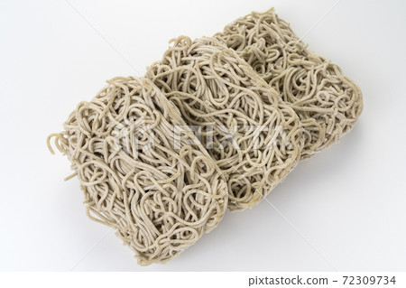 Easy frozen Japanese soba 72309734
