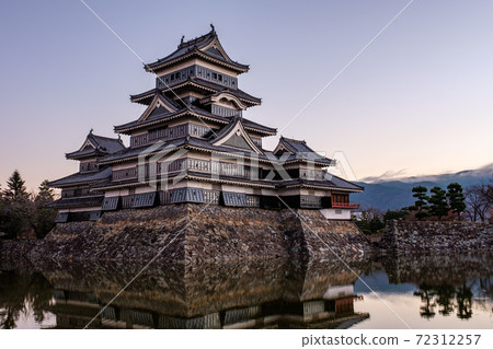 松本城(黎明) 松本城(黎明) 72312257