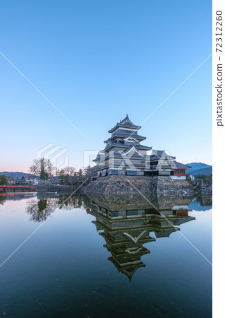 松本城(黎明) 松本城(黎明) 72312260