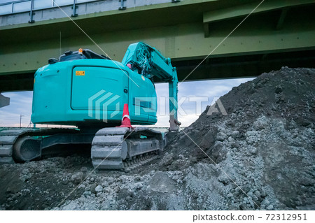 灌裝挖掘機車 灌裝挖掘機車 72312951