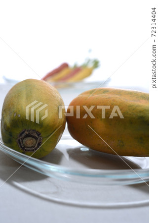 Island carrot / papaya Island carrot / papaya 72314404