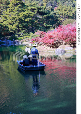 栗林公園的遊船 栗林公園的遊船 72317142