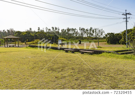 An abandoned station in Hioki City, Kagoshima Prefecture. 72320455