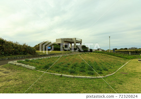 The tip of the Shonan Miura Peninsula Winter in Jogashima, Miura City, Kanagawa Prefecture (cloudy) 72320824