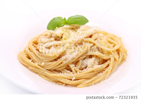 Lemon and honey pasta with a refreshing acidity on a white background 72321935
