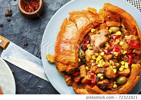 Baked pumpkin with meat 72322821