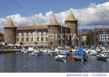 Morges - Switzerland 72326030