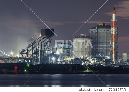[協和工業區，新日鐵住友金屬公津鋼鐵廠工廠夜景] 72339733
