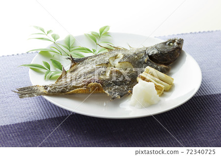 Souhachi flatfish grilled with salt 1 Souhachi flatfish grilled with salt 1 72340725
