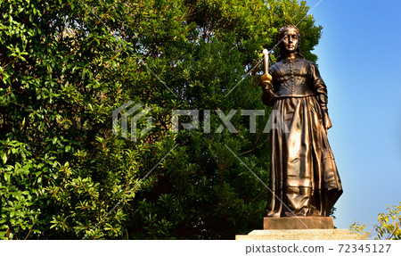 川西市夜鶯雕像 川西市夜鶯雕像 72345127