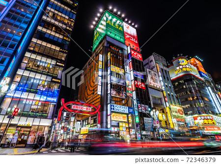 Tokyo cityscape of Japan Shinjuku, Kabukicho, masks stand out (Ichibancho, Theater Street) = December 9, 2020 Tokyo cityscape of Japan Shinjuku, Kabukicho, masks stand out (Ichibancho, Theater Street) = December 9, 2020 72346379