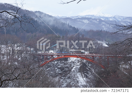 Snowbaibashi 72347171
