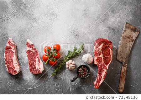 Raw mix beef black angus Cowboy steak or Scotch 72349136