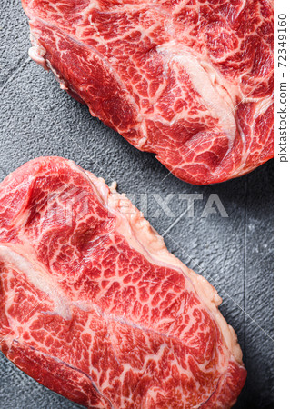 Raw top blade flat Ironcut, on black slate , bio 72349160