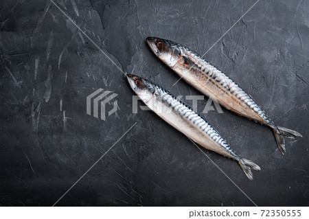 Raw whole mackerel on black background, top view 72350555