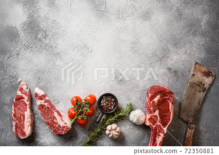 Raw mix of various beef black angus Cowboy steak 72350881