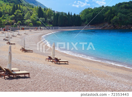 beach Milocer beach Milocer 72353443