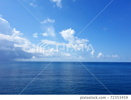 sea landscape 72353459