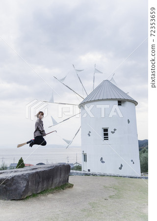 橄欖園的女人 72353659