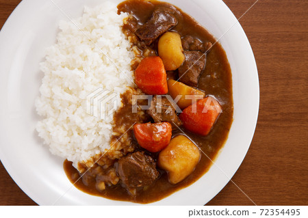 咖哩咖哩飯牛肉咖哩 72354495