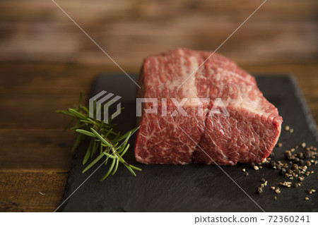 Raw beef roast beef chunks before baking Raw beef roast beef chunks before baking 72360241