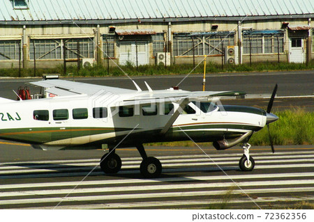 彩色飛機機場航空(於2020年11月註冊)最大尺寸:M 彩色飛機機場航空(於2020年11月註冊)最大尺寸:M 72362356