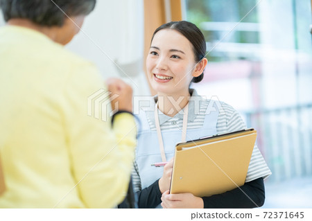 Nursing image Senior Daycare Nursing home 72371645