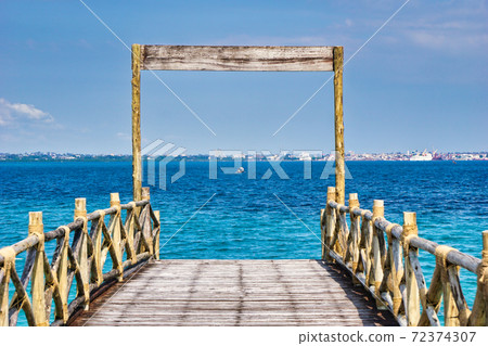 Sea and sky in Unguja, Tanzania 72374307