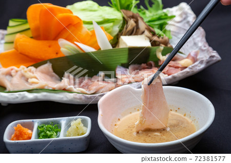 Akita specialty, Hinai chicken shabu-shabu Akita specialty, Hinai chicken shabu-shabu 72381577